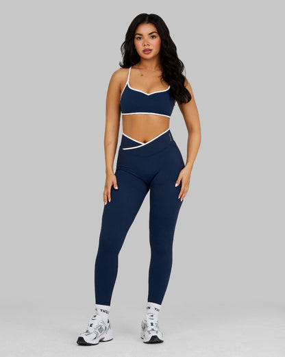 Outline V-Waist Legging | Midnight Navy